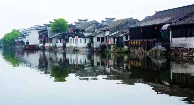 公路坦克战